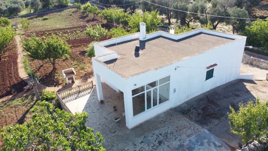 Property photo 1 of 32