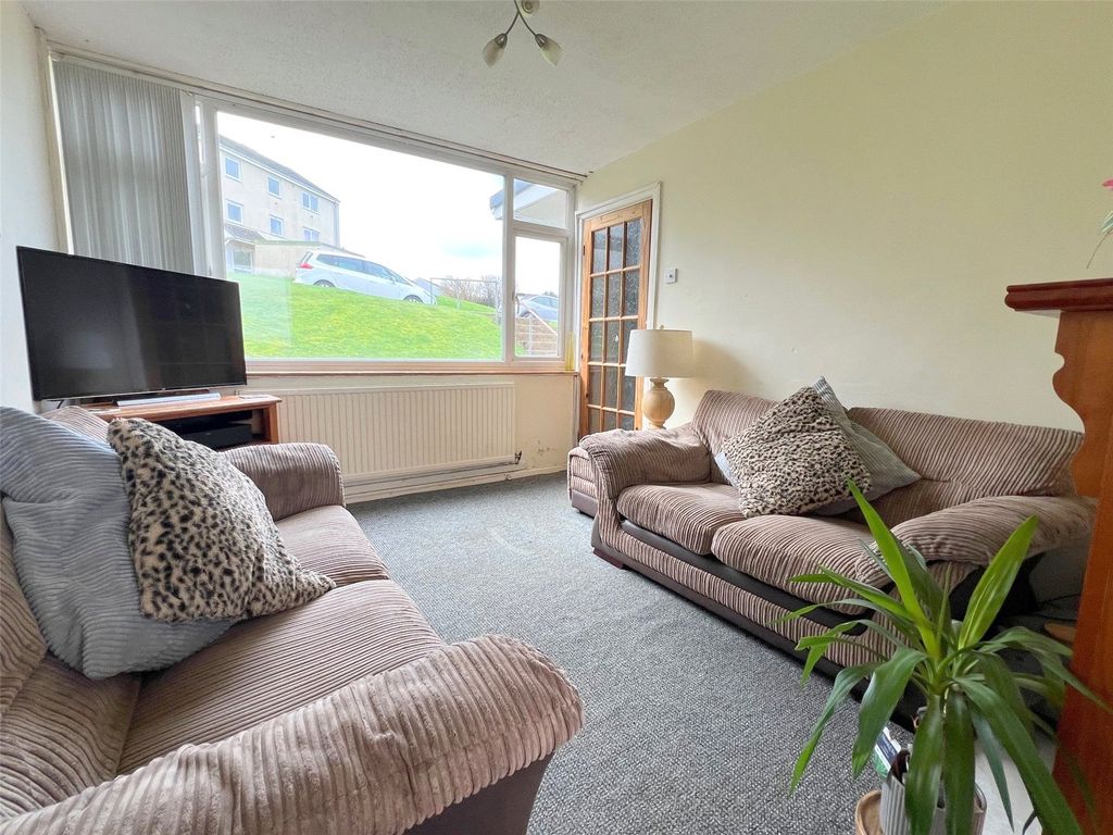 Property photo 3 of 17 Picture No. 12