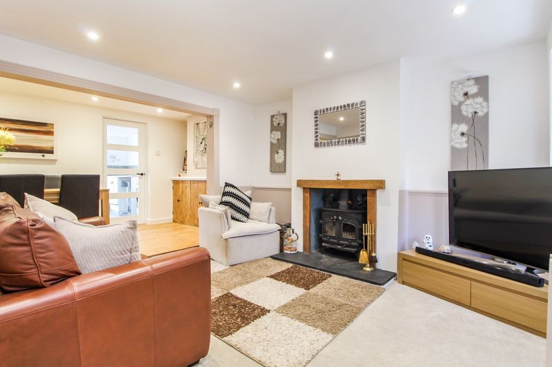 Property photo 2 of 21 Sitting Room