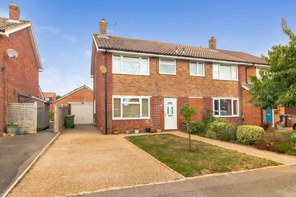 Property photo 1 of 16