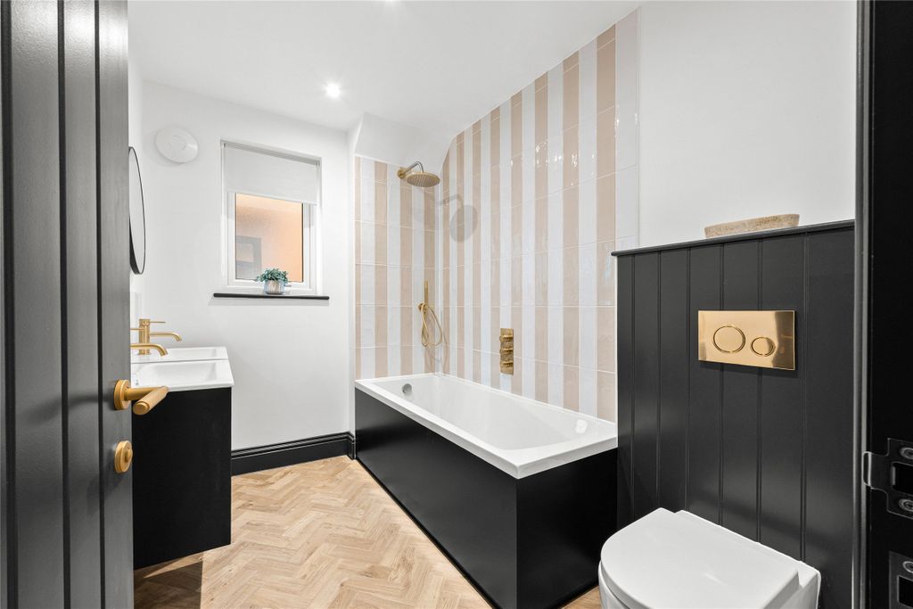 Additional image 18 of 4 bed detached house for saleBowerland Lane, Lingfield, Surrey RH7