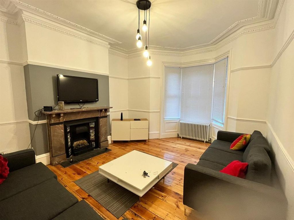 Property photo 2 of 9 1.Jpg