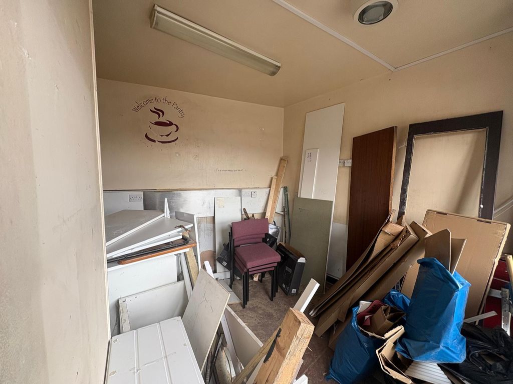 Property photo 2 of 4