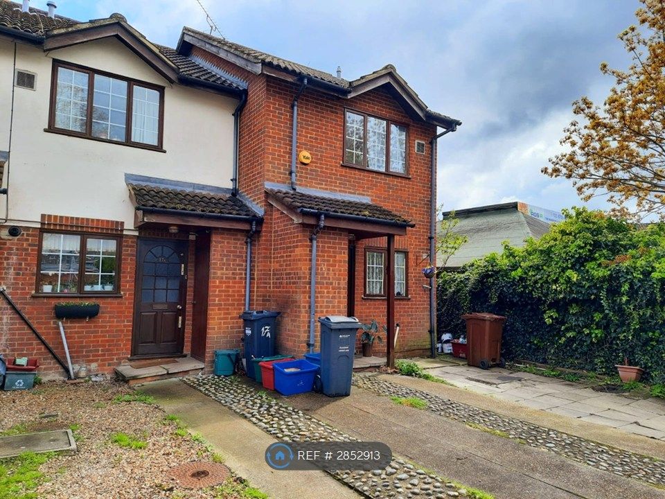 Property photo 2 of 11