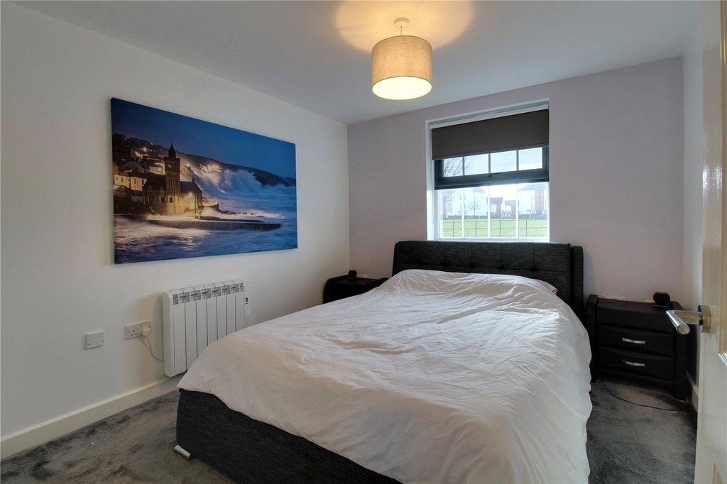 Property photo 3 of 15 Picture No. 13