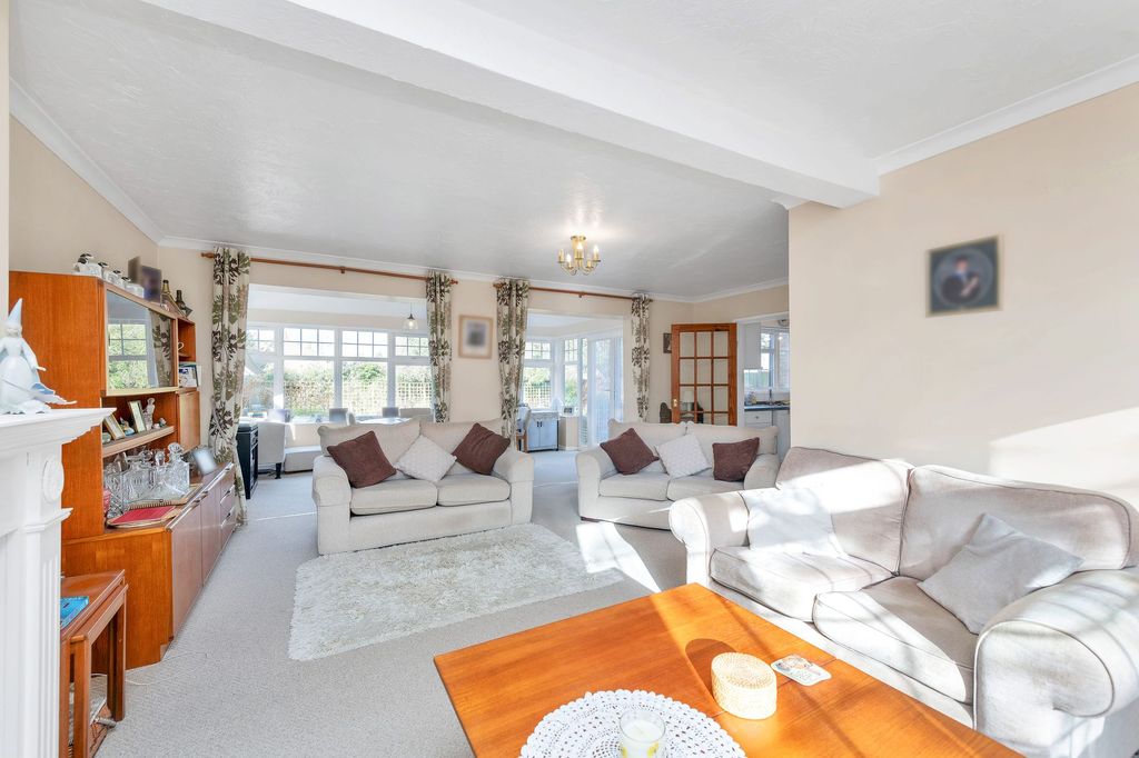 Property photo 3 of 23