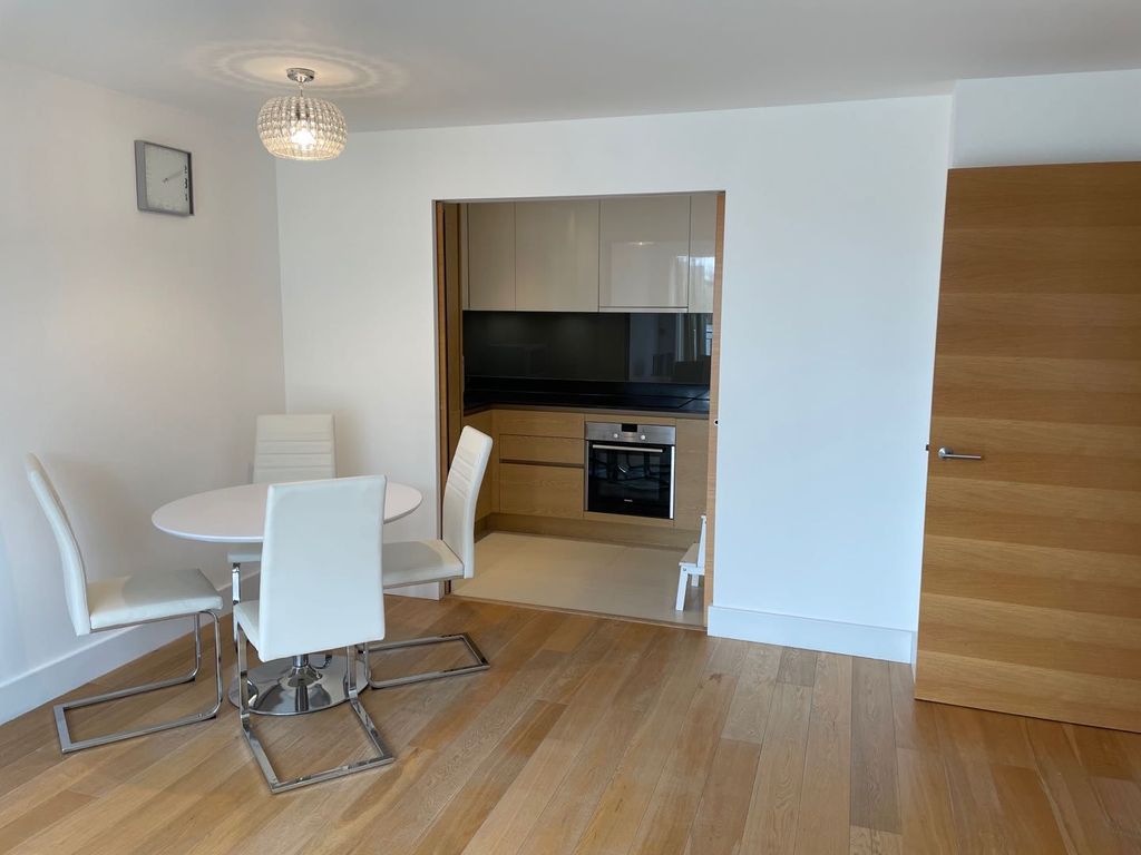 Additional image 5 of 2 bed flat for saleKingsley Walk, Cambridge CB5