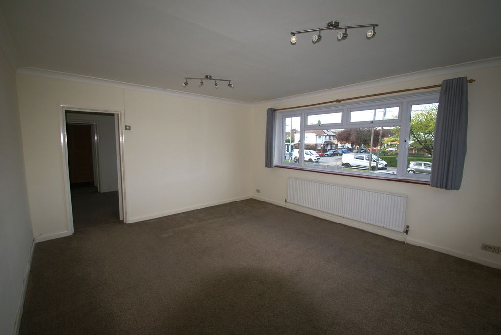 Property photo 3 of 5