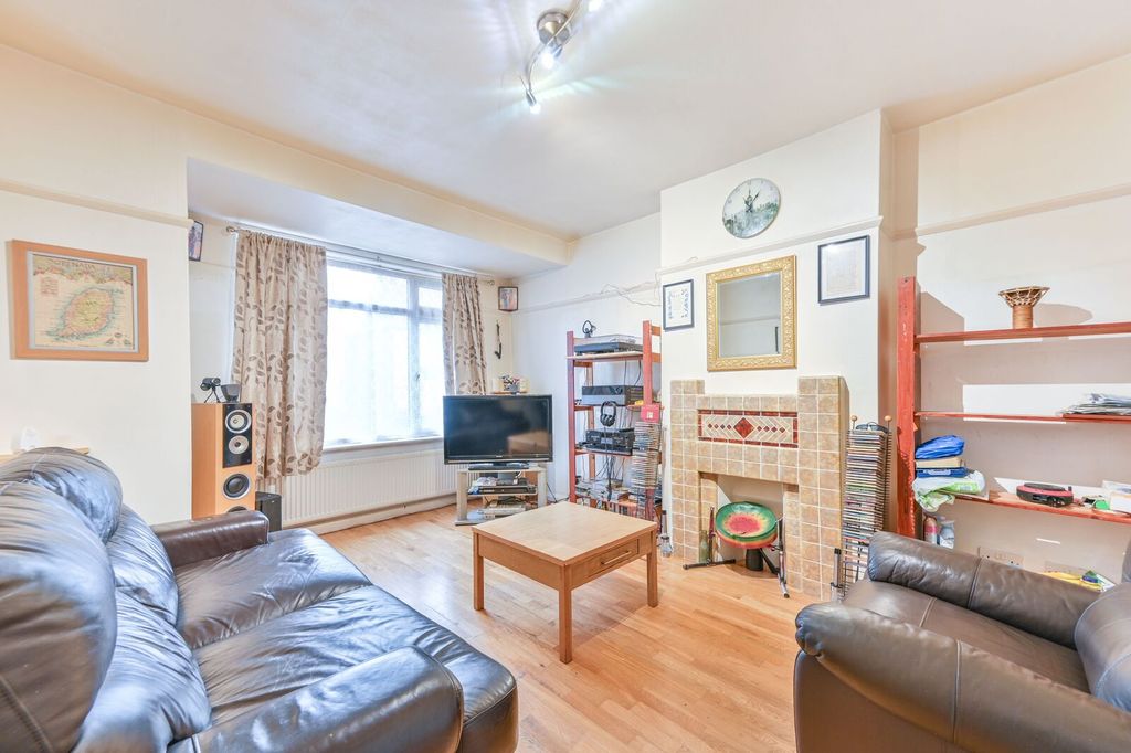 Property photo 1 of 13