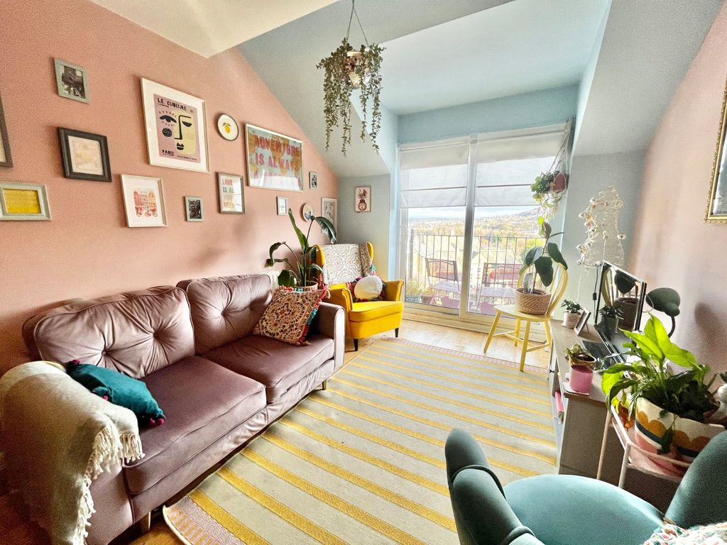 Property photo 3 of 12 Picture No. 04