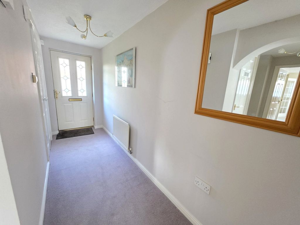 Property photo 3 of 21