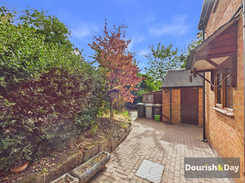 Property photo 2 of 30
