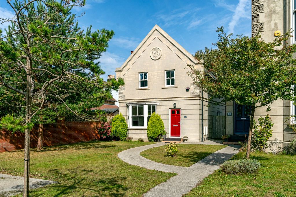 Property photo 1 of 18 Picture No. 15
