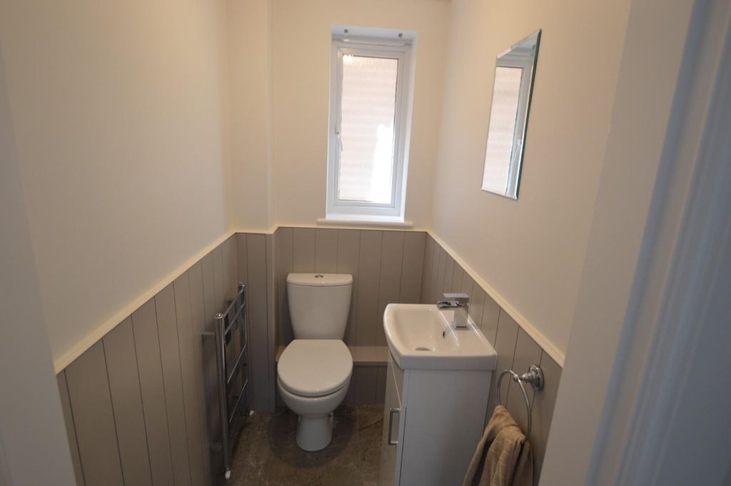 Property photo 3 of 7 Downstairs wc
