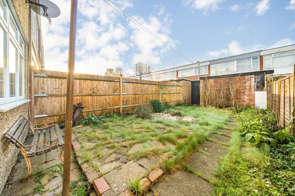 Property photo 2 of 10