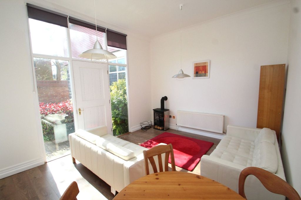 Property photo 3 of 12 Picture No. 12