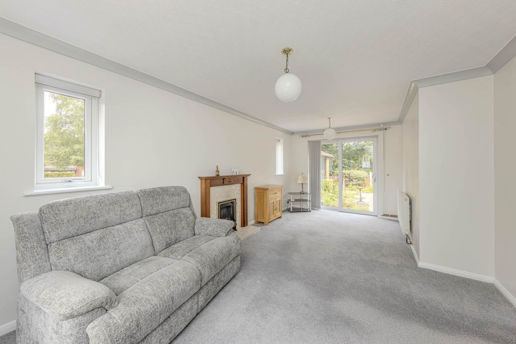 Property photo 3 of 16