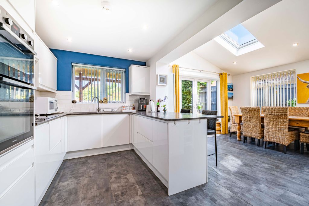 Property photo 3 of 20 Photo 3