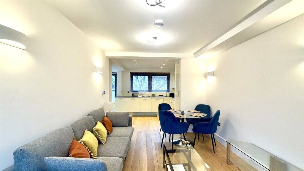 Property photo 2 of 25 Picture No. 02