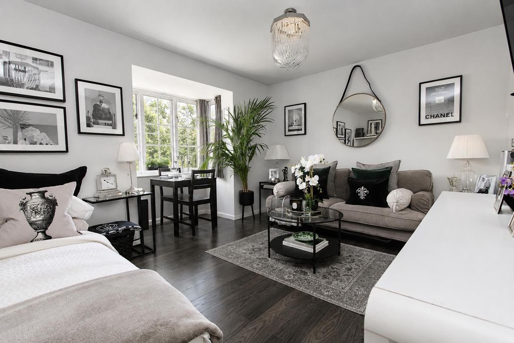 Property photo 1 of 16 Studio2