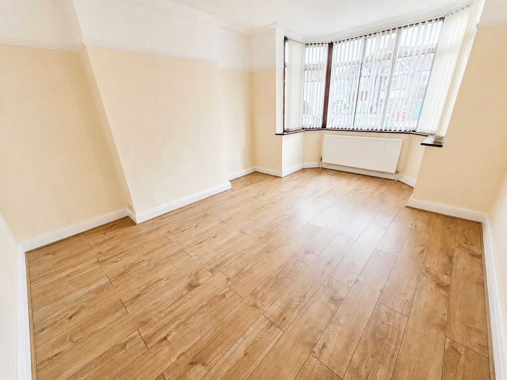 Property photo 2 of 13 Photo 17