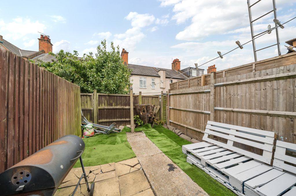 Property photo 1 of 11 Image