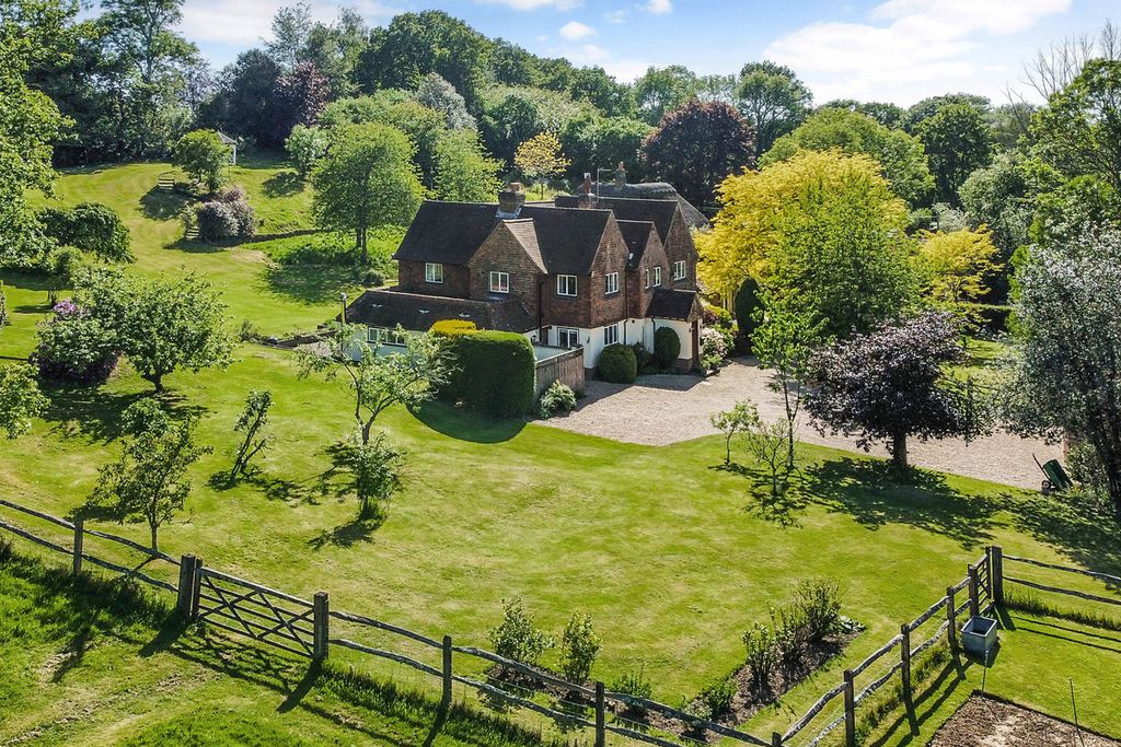 Property photo 2 of 32