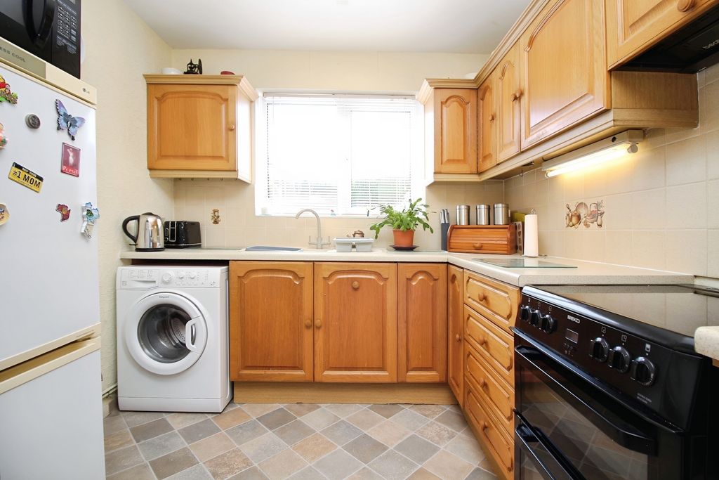 Property photo 3 of 25