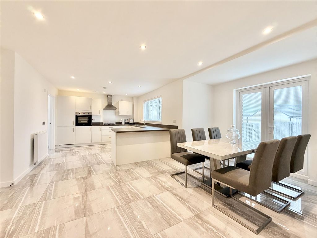 Additional image 5 of 5 bed detached house for saleArisaig Grove, Hamilton ML3