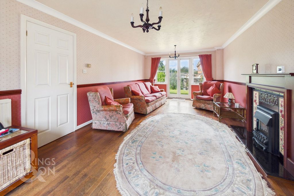 Property photo 2 of 19
