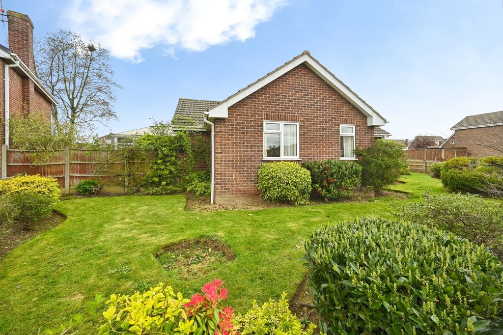 Property photo 2 of 15 Pbox-Img.Jpg