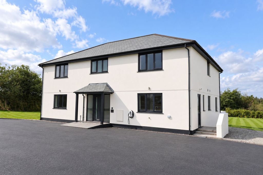 Property photo 2 of 33 External