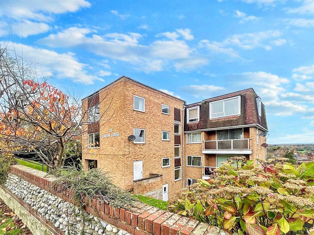 Property photo 1 of 12 1A.Jpg