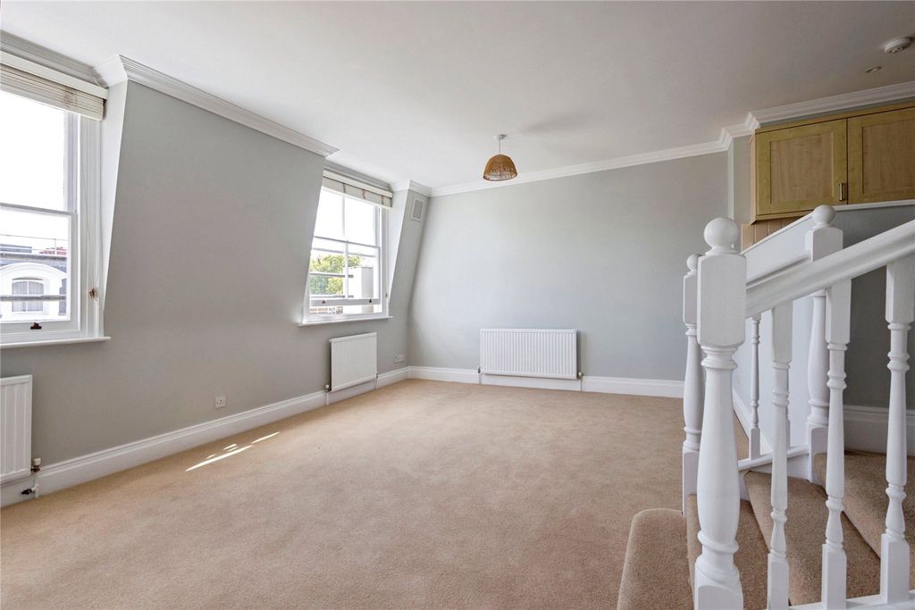 Property photo 1 of 23 Picture No. 09
