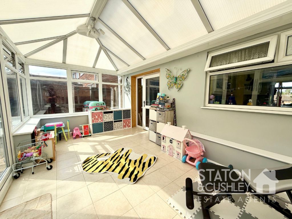 Property photo 2 of 23