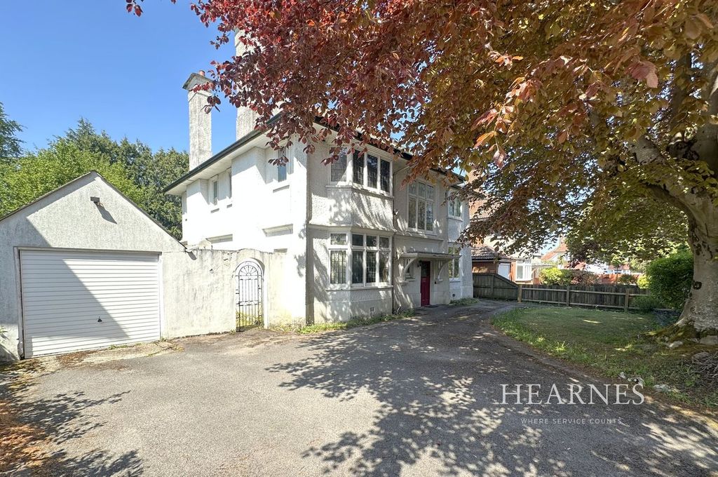 Property photo 1 of 26
