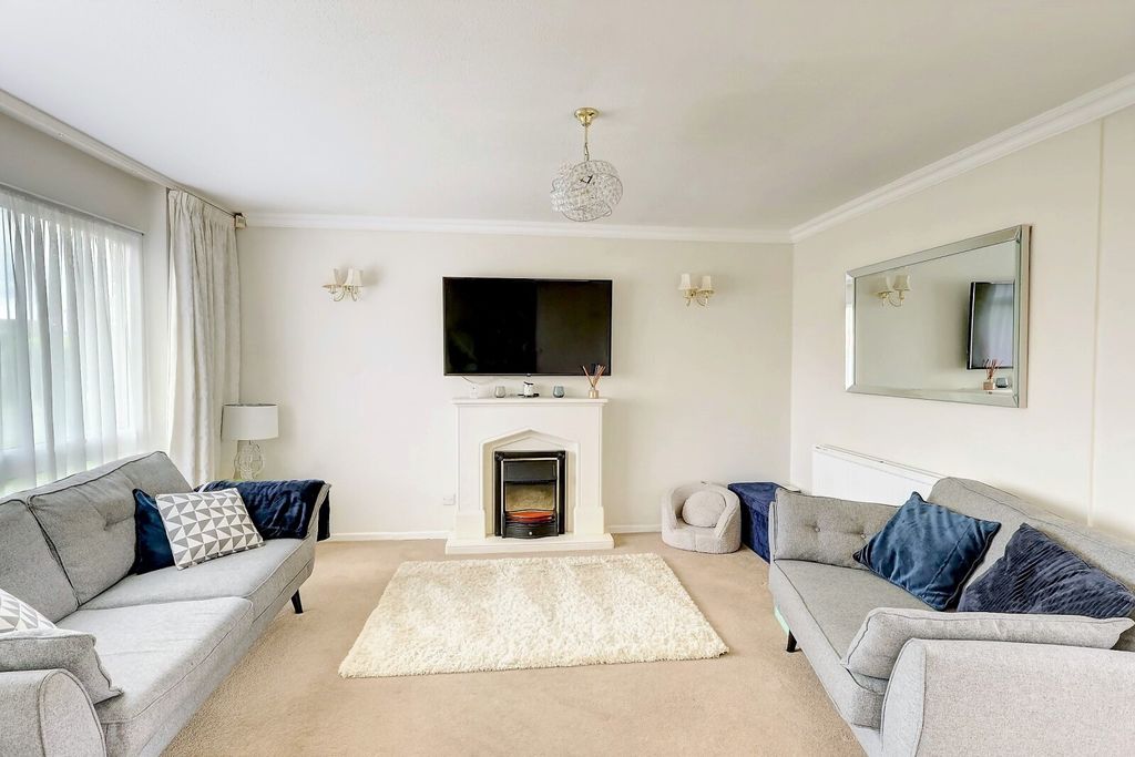 Property photo 2 of 12 Picture No. 02