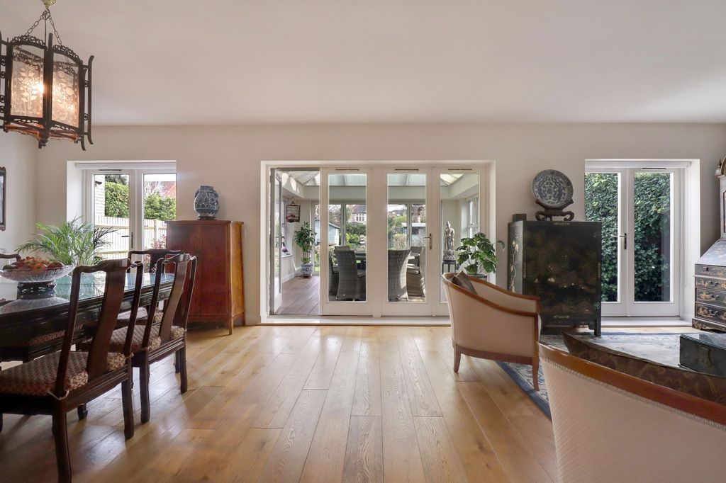 Additional image 6 of 4 bed detached house for salePemberton Road, East Molesey KT8