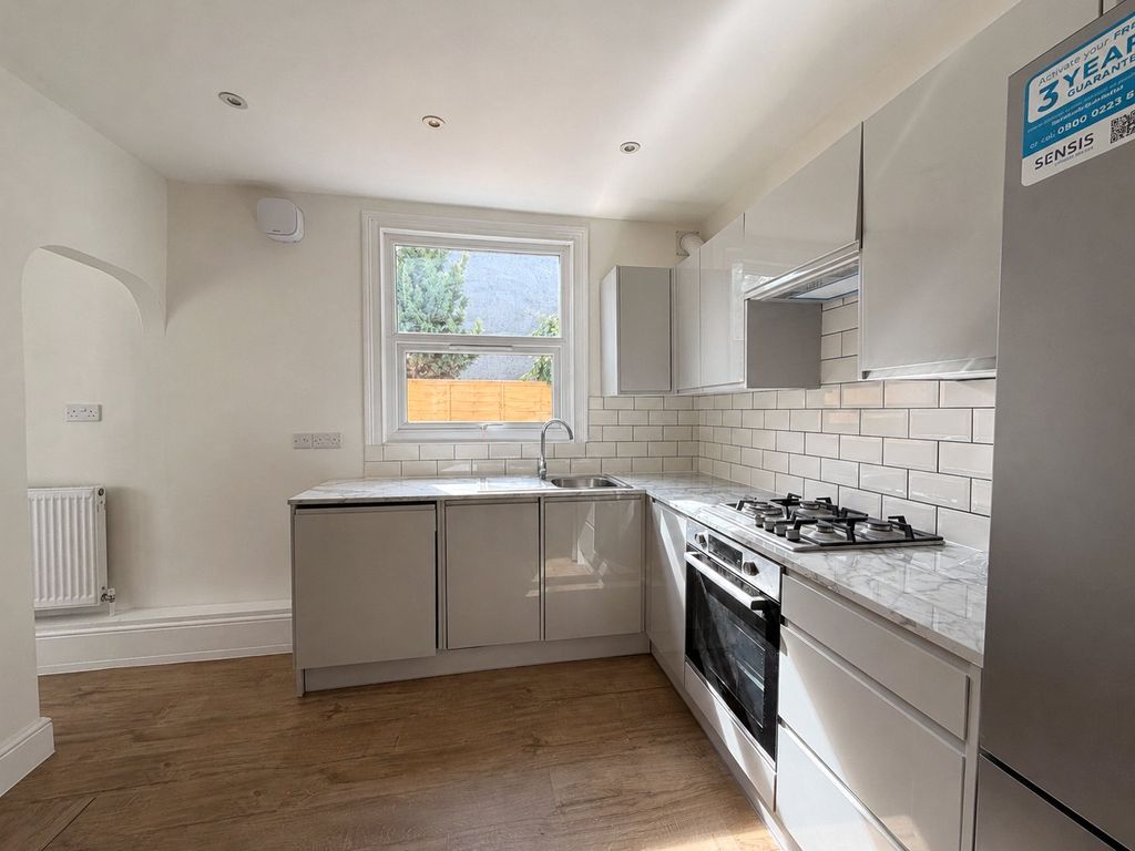 Property photo 3 of 9 Picture No. 08