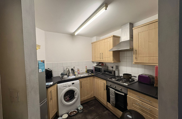 Property photo 2 of 9