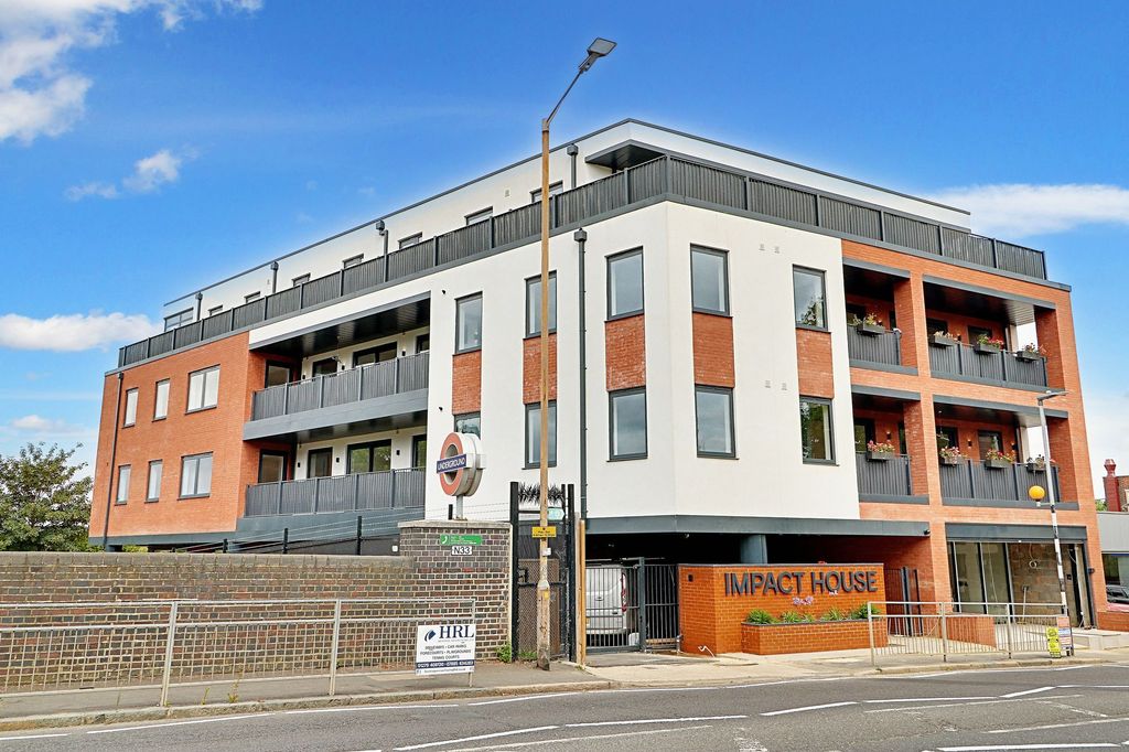 Property photo 1 of 11