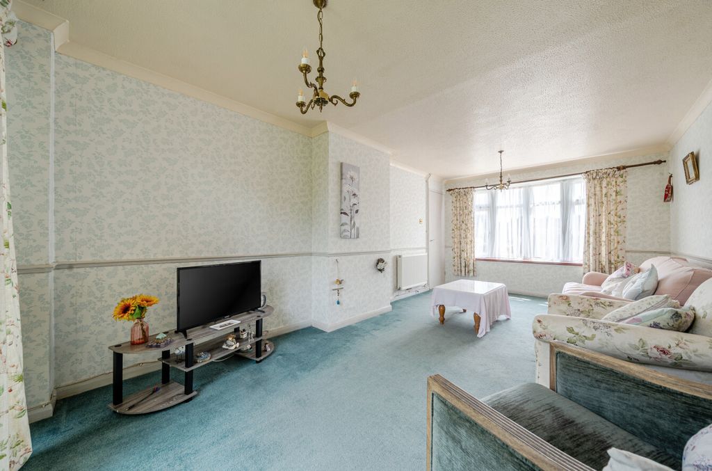 Property photo 3 of 15 1493931-3-6A5A37d...