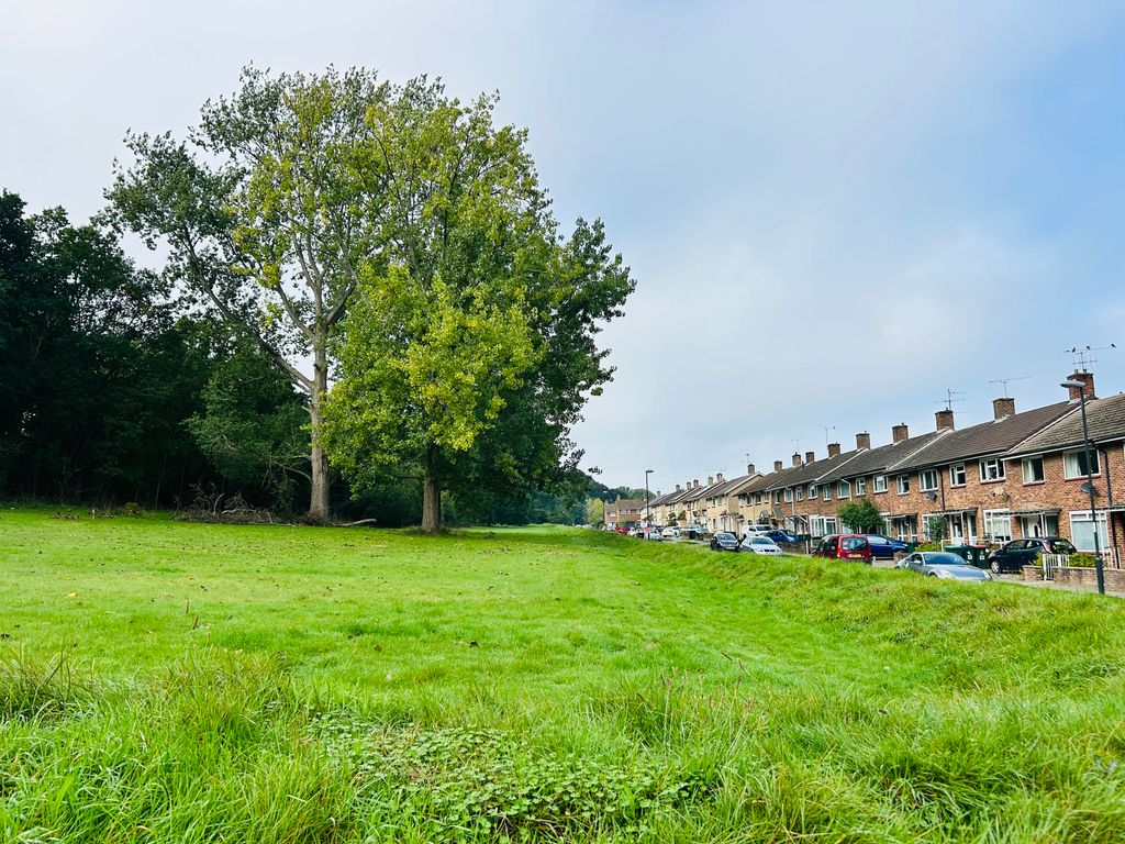 Property photo 3 of 9