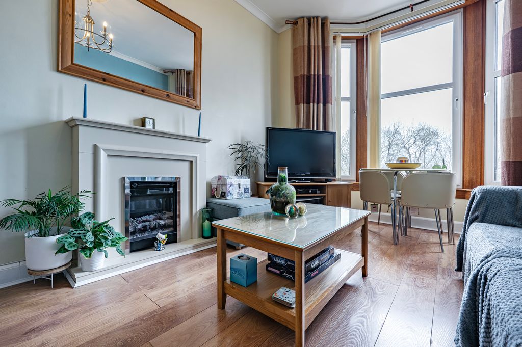 Property photo 3 of 31