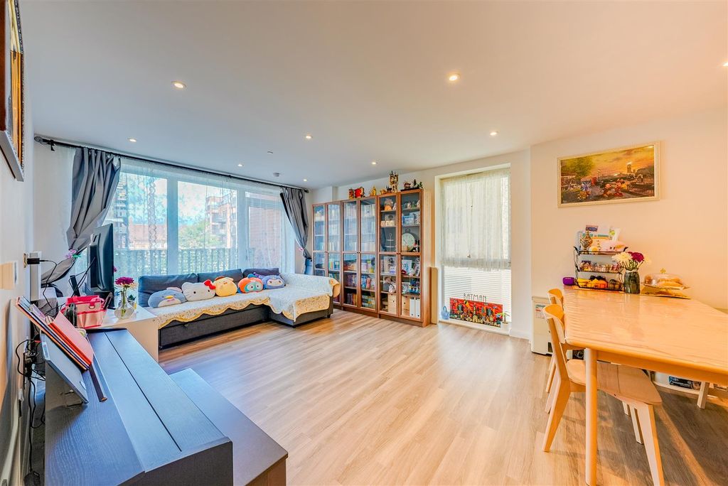 Additional image 16 of 2 bed flat for saleTruman Way, Dartford DA1