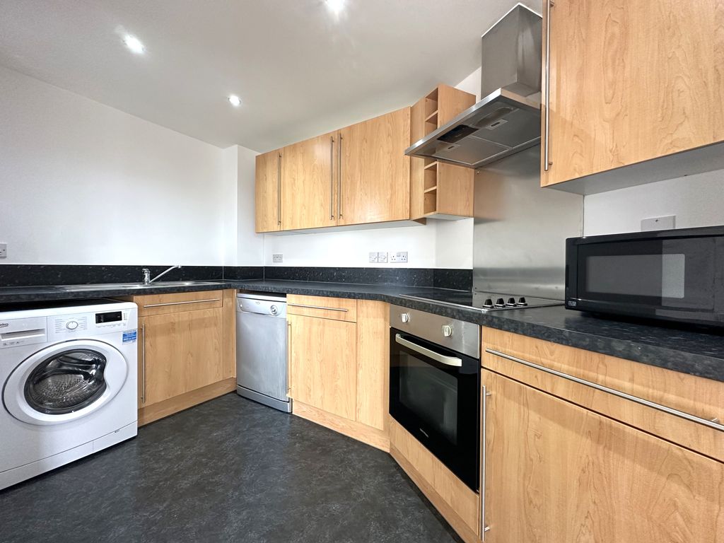 Property photo 2 of 11 Img_7006