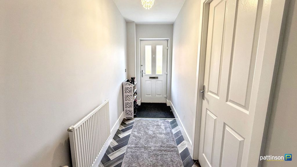 Property photo 2 of 24