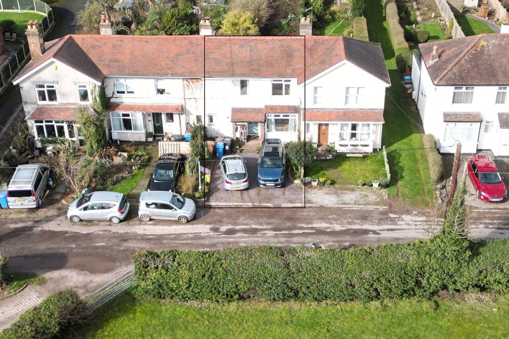 Property photo 2 of 29