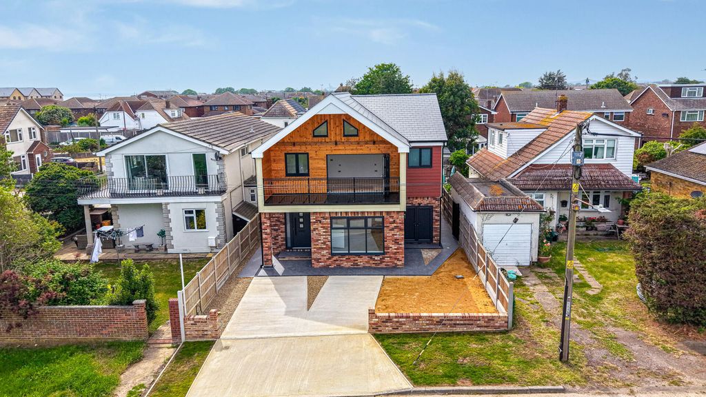 Property photo 3 of 36 Dji_20260528154336_0604_D-3.Jpg