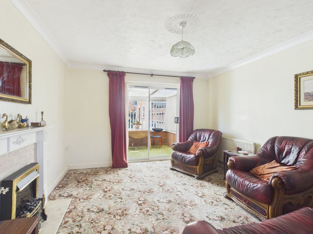 Property photo 3 of 10